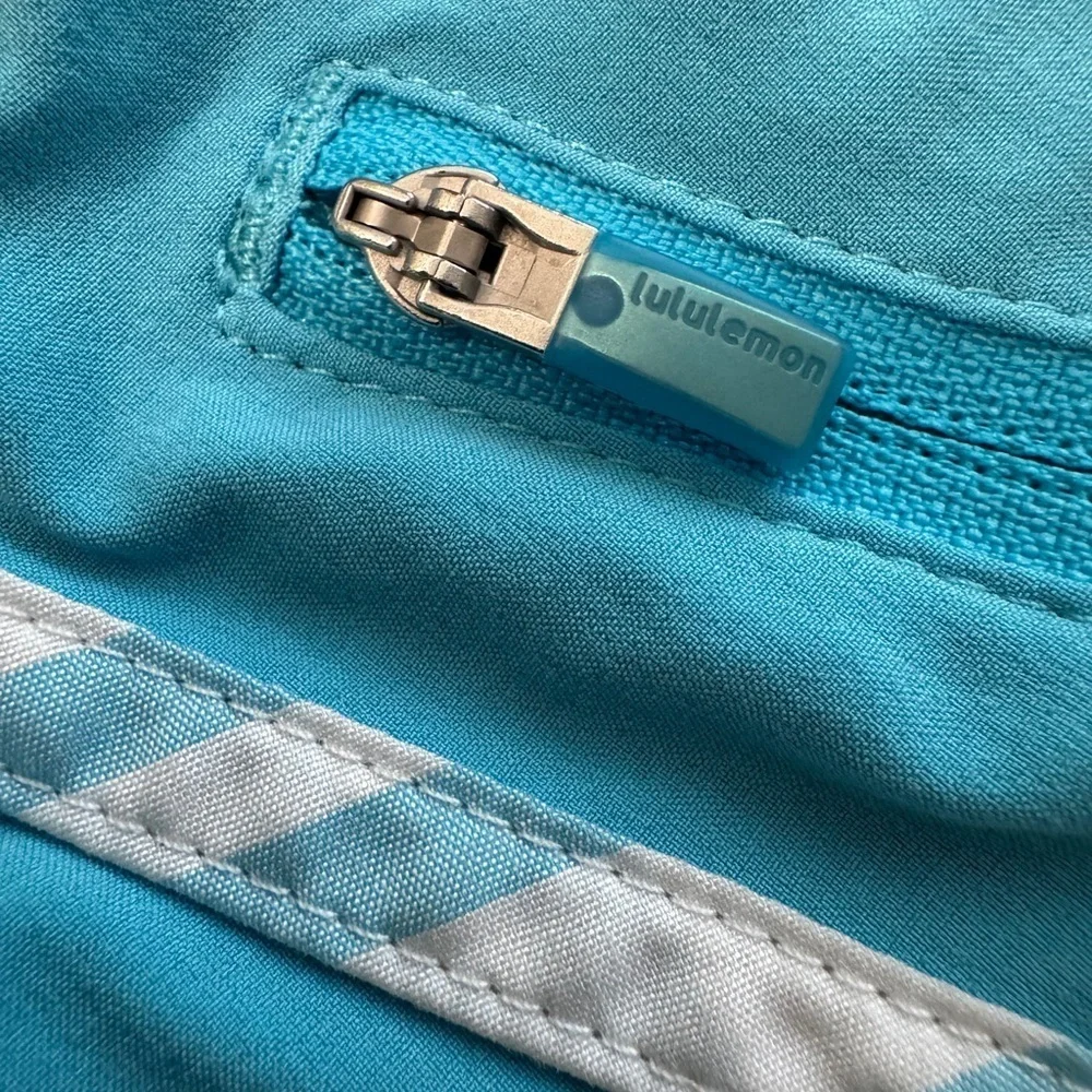 Lululemon Run: Track Attack Short in Spry Blue / Twin Stripe Spry Blue
